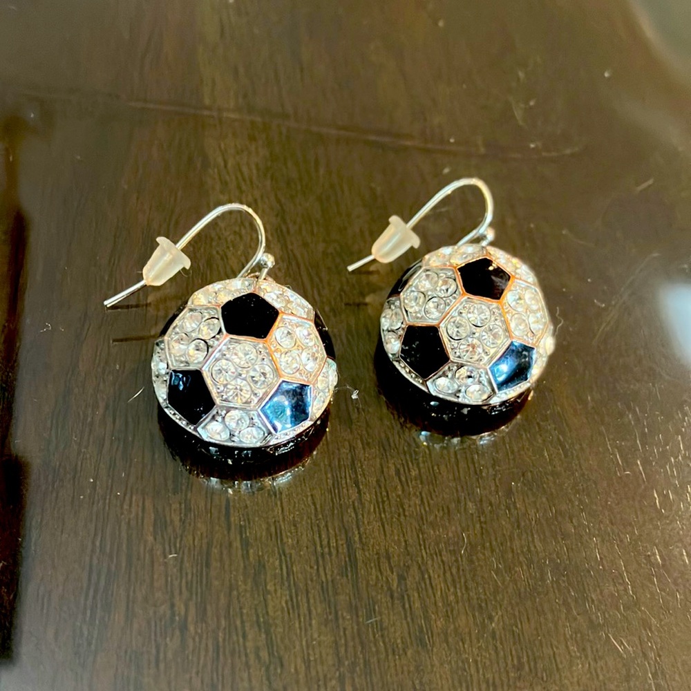 Perhaps THE CUTEST soccer ball earrings ever! Excellent condition. Boutique
